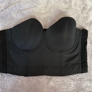 Elegant Black Strapless Bra
